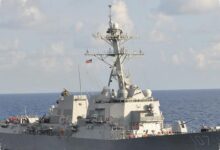 China Bangun Replika Kapal Perusak AS di Gurun, Sinyal Kesiapan Perang Makin Nyata