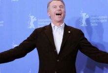 Sam Neill Meninggal, Dua Film Terakhirnya Baru Tayang 2027