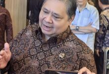 Airlangga Desak PMK Bea Masuk 0% Plastik Terbit Cepat, Inflasi Jadi Alasan Utama