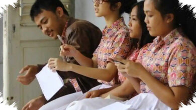 Mendikdasmen Ungkap Alasan Pembatasan Gawai di Sekolah, Bukan Larangan Total