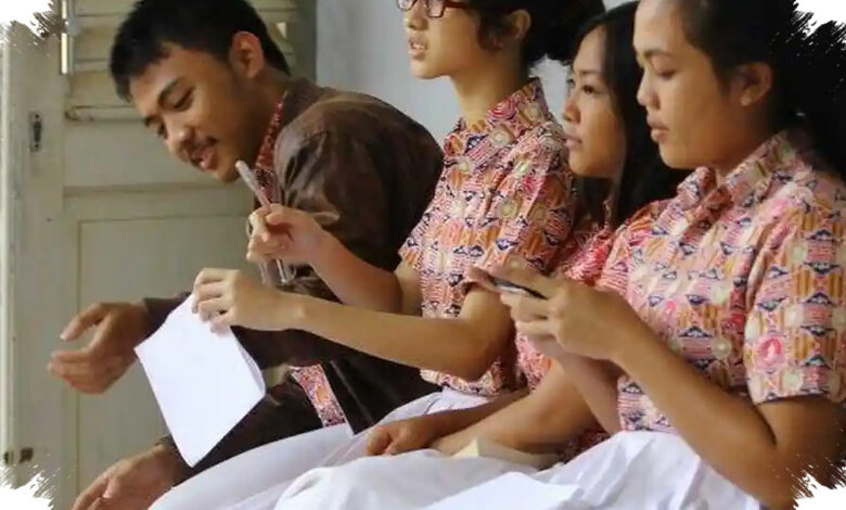 Mendikdasmen Ungkap Alasan Pembatasan Gawai di Sekolah, Bukan Larangan Total