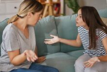 3 Pola Asuh yang Terlihat Sayang, tapi Bikin Anak Sulit Mandiri