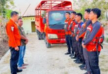 Nelayan Muda di Waikelo Hilang Setelah Jatuh dari Perahu, Pencarian Masih Berlangsung