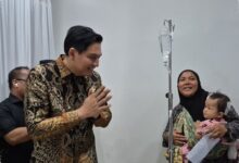 Lucky Hakim Janji Jadi Orangtua Asuh, Duka Pantura Indramayu Kian Mengiris