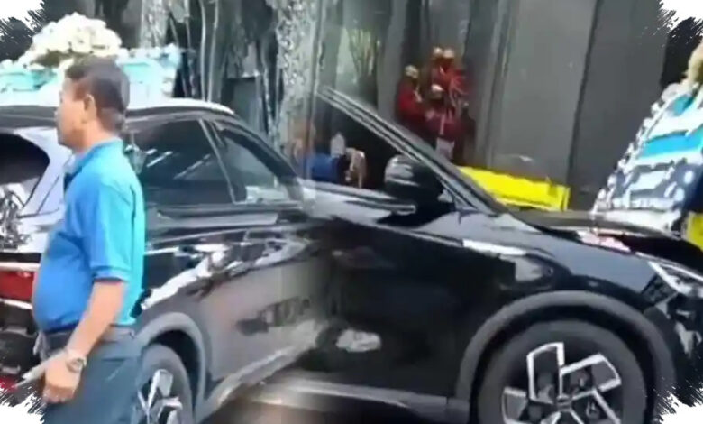 Salah Injak Pedal Bikin Mobil Tabrak Gedung, Pelajaran Penting Agar Tak Terulang