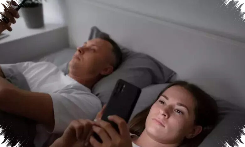 5 Trik Sederhana Agar Mata Tidak Lelah Saat Terlalu Lama Menatap Smartphone