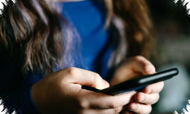 FCC Usul Larangan Ponsel Anonim, Privasi Pengguna AS Terancam
