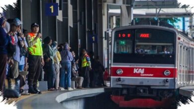 Keributan Rumah Tangga di KRL Berakhir di Bekasi Timur, Pasutri Diturunkan