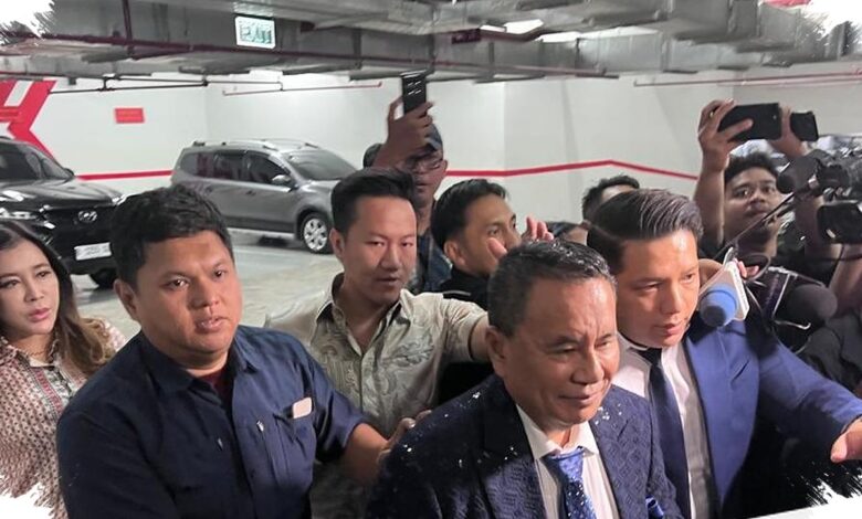 Hotman Paris Dampingi Febrie Ardiansyah, Eks Jampidsus Diperiksa sebagai Tersangka