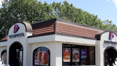 Wabah Parasit Picu Diare Akut, Taco Bell Tarik Selada di 5 Negara Bagian AS