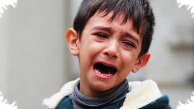 7 Cara Mengatasi Anak Menangis di Gerbang Sekolah, Jangan Memperpanjang Pamitan