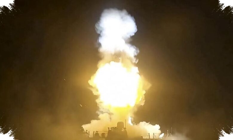 Selat Hormuz Ditutup Iran, Serangan AS Kini Menghantam Listrik hingga Air Bersih