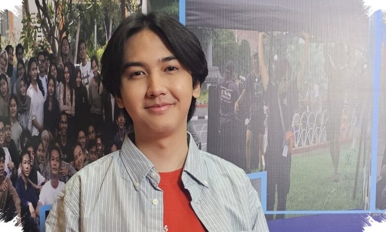 Dika Selalu Merasa Tak Cukup bagi Ibunya, Konflik Ari Irham dalam Film Baru