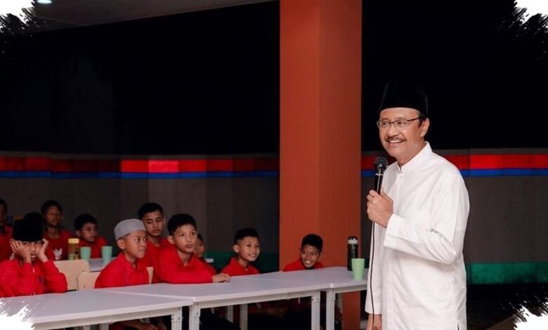 Di Hadapan Siswa Baru, Gus Ipul Tegaskan Sekolah Rakyat Tanpa Bullying
