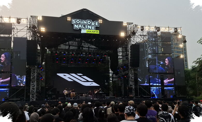 Ali Menghidupkan Sore Soundrenaline 2026, Jamaah Funky Larut Berdansa