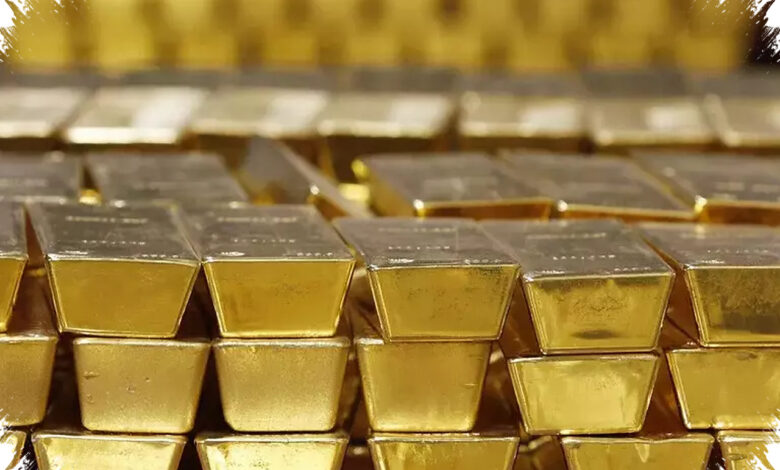Emas Dunia Dibayangi Inflasi AS, Harga Bisa Terkoreksi hingga US$ 3.856