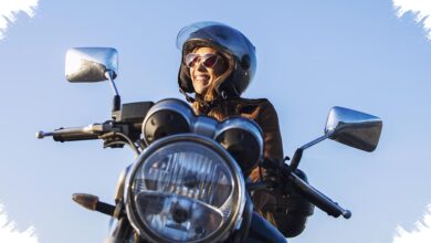 Sering Naik Motor Bikin Kulit Rentan Kusam, 3 Perlindungan yang Jangan Dilewatkan