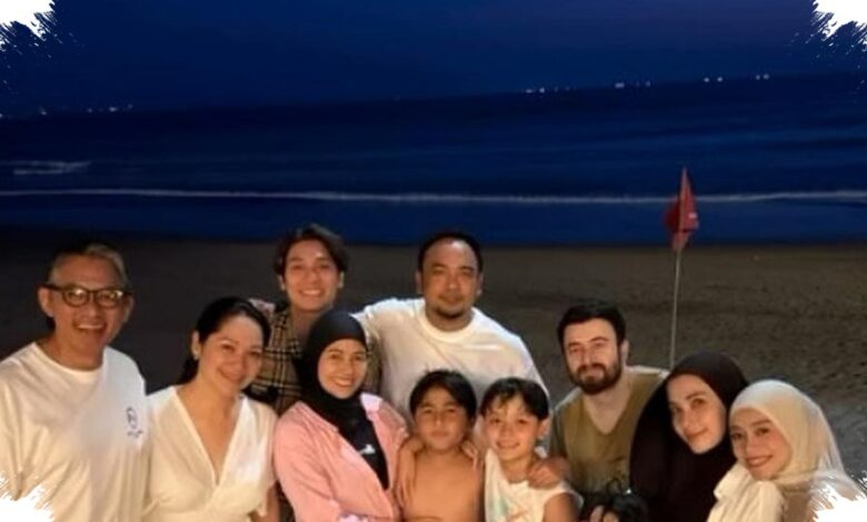 Tiga Menit Terlewat, Suami dan Anak Hamidah Rachmayanti Nyaris Terseret Ombak di Bali