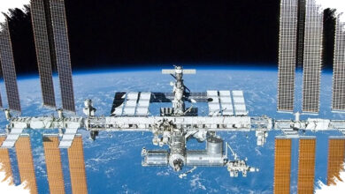 Kru AS-Rusia Tiba di ISS, Kolaborasi di Orbit Bertahan di Tengah Ketegangan
