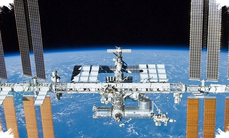 Kru AS-Rusia Tiba di ISS, Kolaborasi di Orbit Bertahan di Tengah Ketegangan