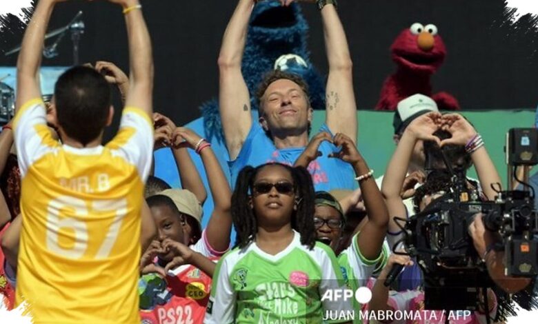 Coldplay Satukan Para Bintang Final Piala Dunia 2026 dalam Penutup “We Dance”