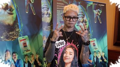 Reza Arap Bawa Bunga Matahari untuk Lula Lahfah, Harap Ada Ruang di Tiap Bioskop