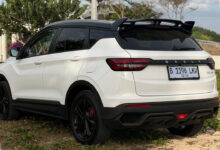 Geely Coolray Bawa Turbo 174 PS dan Kamera 540°, Bukan SUV Kompak Biasa