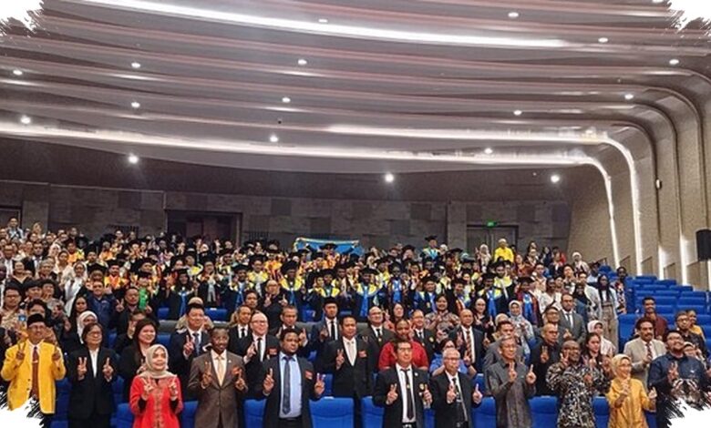 3 Mahasiswa Asing Raih IPK Sempurna di UI, Lulus Bersama 117 Rekan dari 21 Negara
