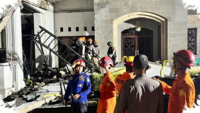 Ledakan Rumah Mewah di Medan Merobohkan Bangunan, Lexus NX Tertimpa Reruntuhan