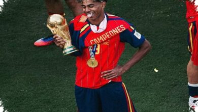 Di Tengah Selebrasi Juara Dunia, Lamine Yamal Jadi Satu-satunya yang Dipeluk Raja Spanyol