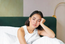 Tidur Sering Dikorbankan, Padahal Penting untuk Hormon dan Mental Perempuan