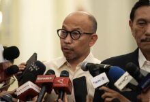 Kelas Menengah Menyusut, Riset Chatib Basri Ungkap Risiko Demo Meningkat