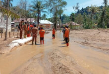 Tanggul Jebol Picu Banjir Tapanuli Tengah, Perbaikan 1 Kilometer Dikebut
