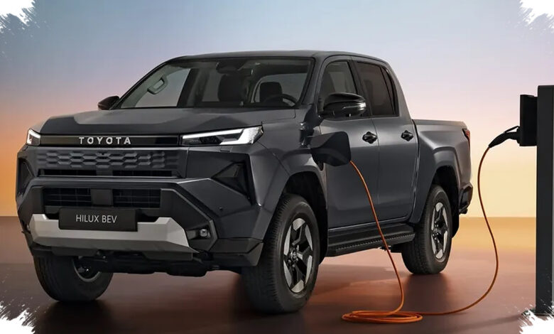 Toyota Hilux 2026 Punya Dua Karakter, Diesel 500 Nm atau EV AWD Rp1,019 Miliar