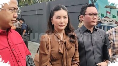 Menahan Tangis di Mediasi Hak Asuh, Sarwendah Bertekad Tetap Nafkahi Anak