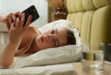 5 Alasan Scrolling saat Stres Bisa Membuat Mood Makin Buruk, Bukan Lega